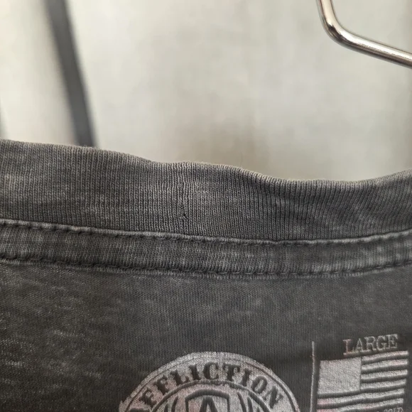 AFFLICTION Miesha Tate Cupcake T-shirt UFC MMA Grunge Womens Large - Picture 8 of 11